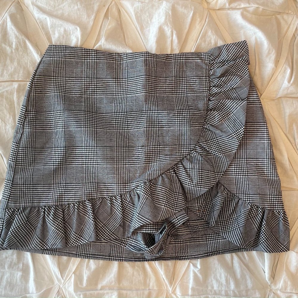 Forever 21 Plaid Skort